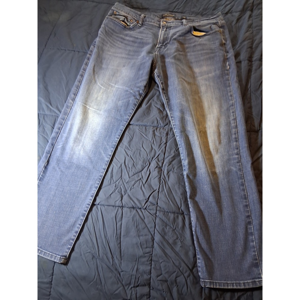 Lucky Brand 221 Straight Leg Mens Jeans 38x30‎ Medium Wash Blue Denim